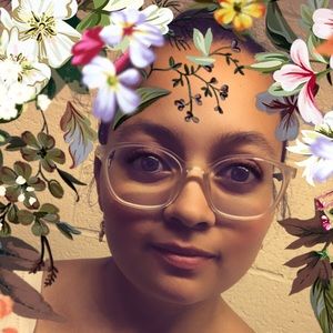 Meet your Posher, Kendra